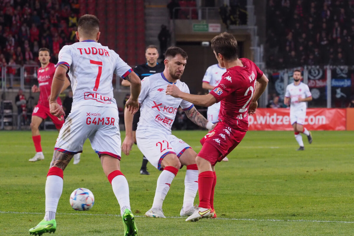 Widzew Łódź- Raków 0:0 / 02.10.2022 / fot. Łódzki Sport