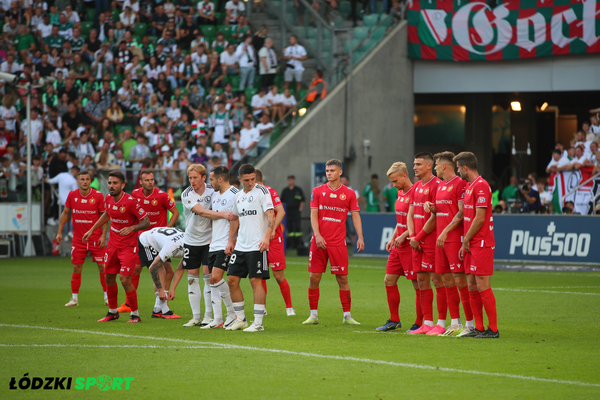 Młody Piłkarz Przejdzie Z Legii Do Widzewa | Łódzki Sport