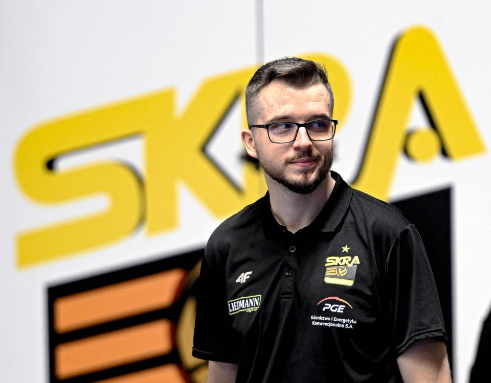 Kolejne zmiany w sztabie PGE GiEK Skry Bełchatów. Mateusz Nykiel oficjalnie pożegnał się z klubem po jednym seoznie.