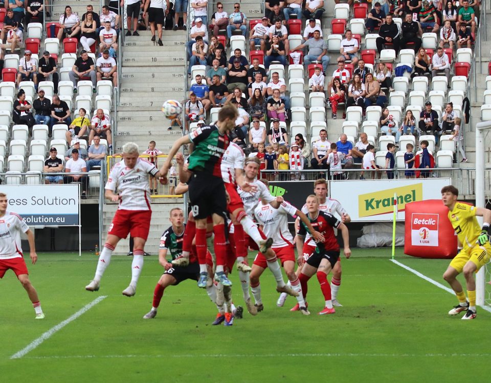 ŁKS planuje się solidnie wzmocnić. Nowym piłkarzem biało-czerwono-białych ma zostać zawodnik GKS-u Tychy.