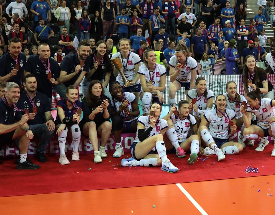 PGE Grot Budowlani po tie-breaku pokonali BKS Bostik ZGO Bielsko-Biała! Było to trzecie zwycięstwo łodzianek w tej rywalizacji, co oznacza, że to Budowlani zdobyli brązowy medal mistrzostw Polski.