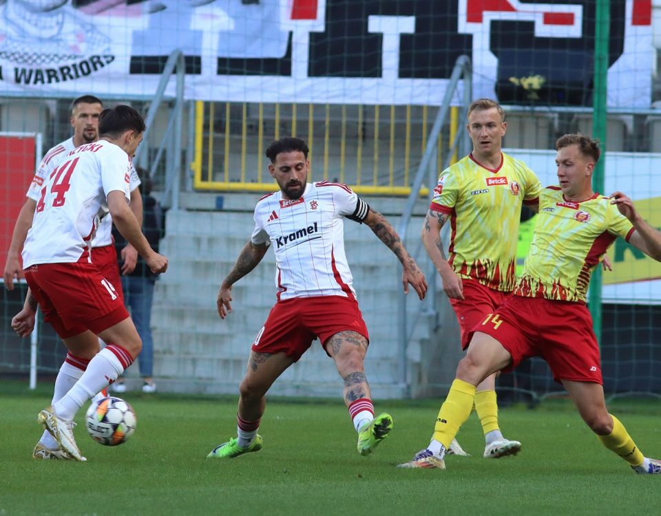 ŁKS Łódź przegrał ostatni mecz w tym sezonie Betclic 1. Ligi. Swój ostatni rozdział w historii ŁKS-u napisał Pirulo i Kamil Dankowski.