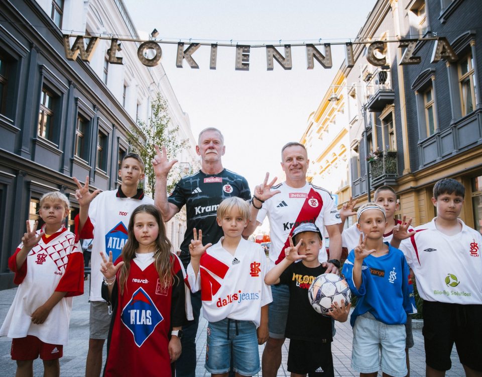 ŁKS Łódź zaprezentował nowe stroje, w których piłkarze będą walczyć od 18 lipca o punkty w Betclic 1. Lidze.