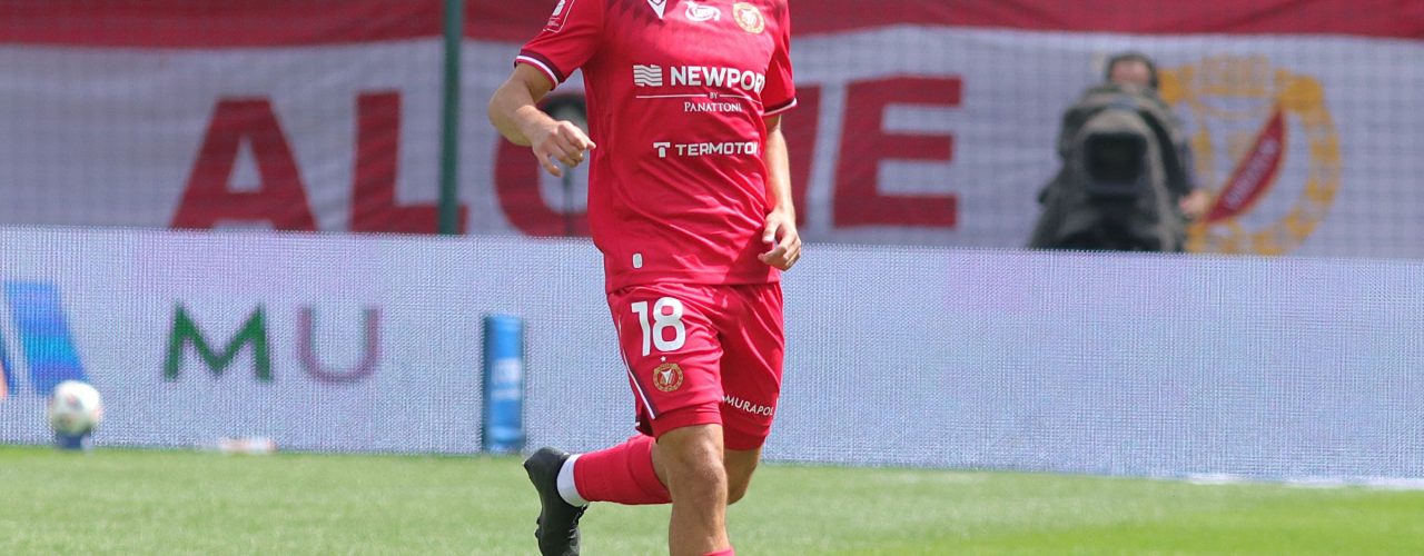 Lindon Selahi, piłkarz Widzewa wywiad