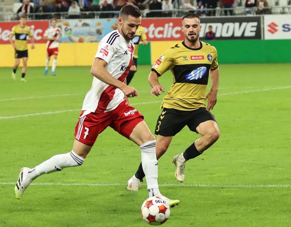 ŁKS Łódź zmierzy się w ósmej kolejce Betclic 1 Ligi z Odrą Opole. Czy podopieczni Szymona Grabowskiego zgarną w końcu pierwsze punkty na wyjeździe?