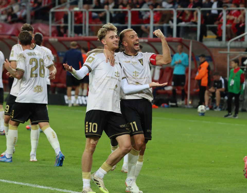 Pogoń Szczecin znów okazała się lepsza od Widzewa Łódź.
