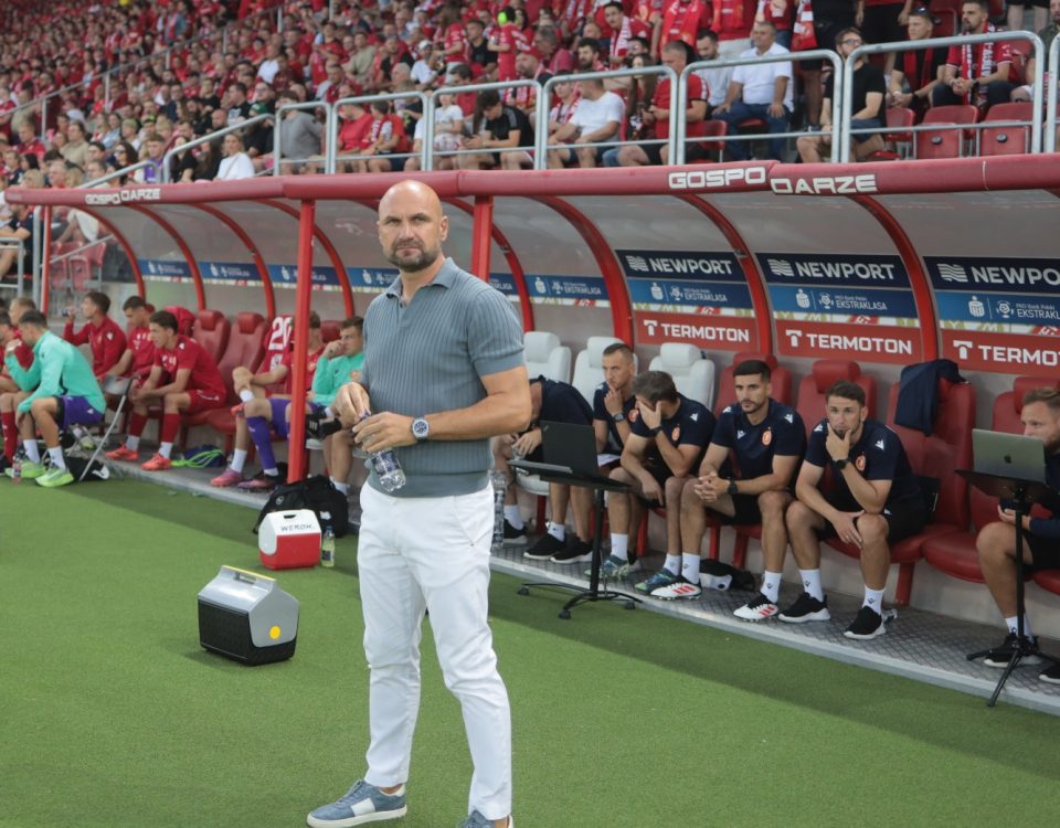 Widzew Łódź zremisował z Wisłą Płock. Trener Sopić był wyraźnie niepocieszony po tym spotkaniu.