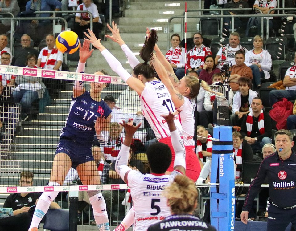 ŁKS Commercecon Łódź przegrał pierwsze spotkanie w Sport Arenie w tym sezonie TAURON Ligi. Wiewióry walczyły dzielnie, ale były minimalnie gorsze w tie-breaku.