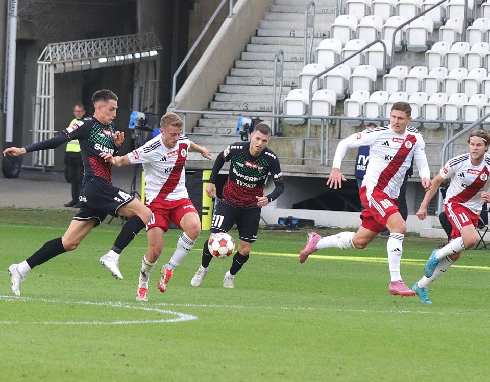 ŁKS Łódź wygrał z GKS-em Tychy w przekonującym stylu. Taki mecz był bardzo potrzebny drużynie Szymona Grabowskiego.