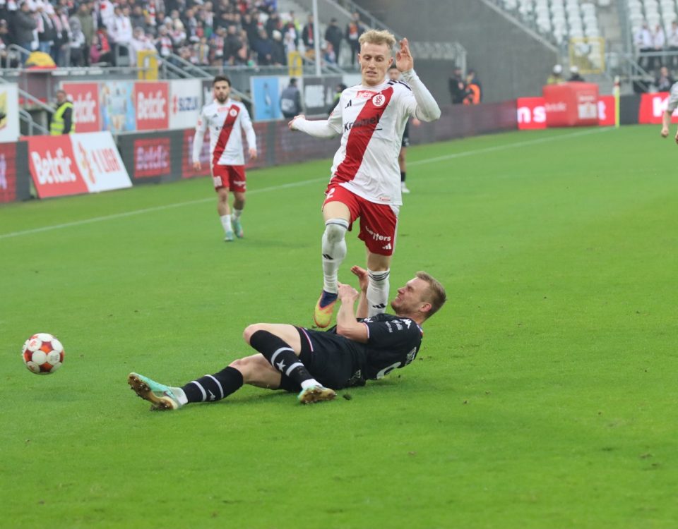 ŁKS Łódź wyszedł odważnie na spotkanie z Wisłą Kraków i był blisko zwycięstwa.