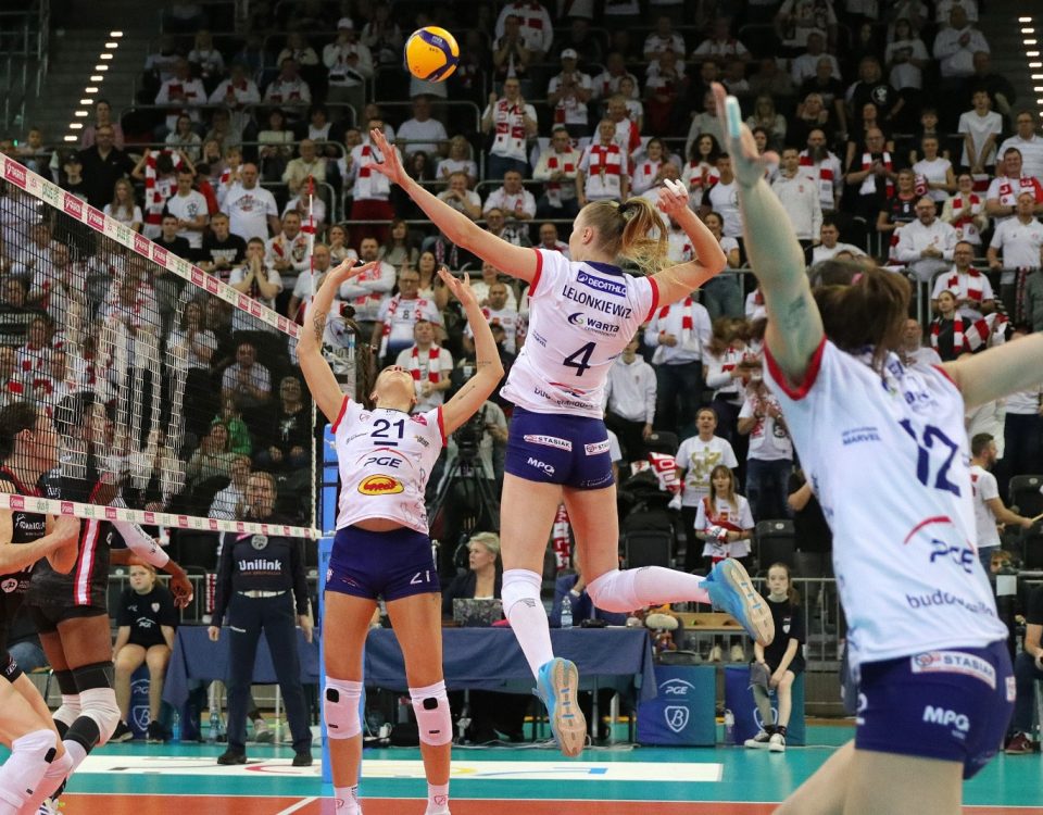 PGE Budowlani Łódź mają dużo więcej powodów do radości po meczu z ŁKS-em Commercecon Łódź.