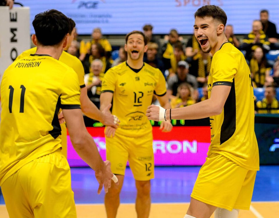 PGE GiEK Skra Bełchatów pokonała Barkom Każany Lwów. To ósme zwycięstwo w 10 meczu bełchatowian w tym sezonie.